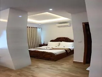 Ocean Park Boutique Hotel Sihanoukville 3*,